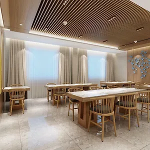 5* Отель New City