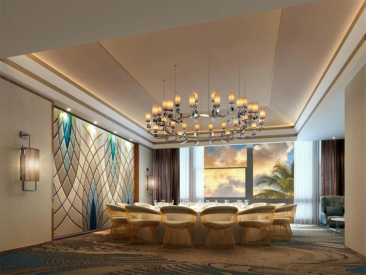 Roeasy Hospitality Hotel Санья