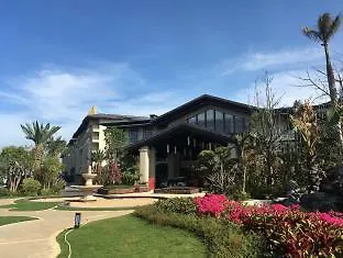 Roeasy Hospitality Hotel Санья